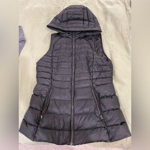 Lululemon black down vest